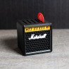 Portapúas con forma de amplificador Marshall en color negro y dorado, visto de frente